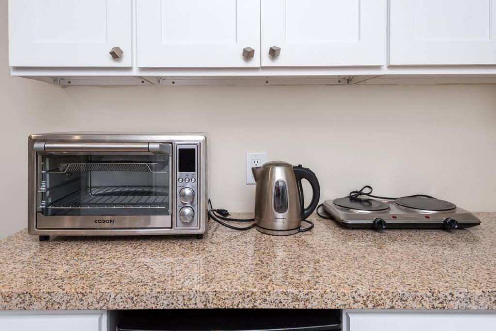 Holiday home Serene 1br House: Explore La's *