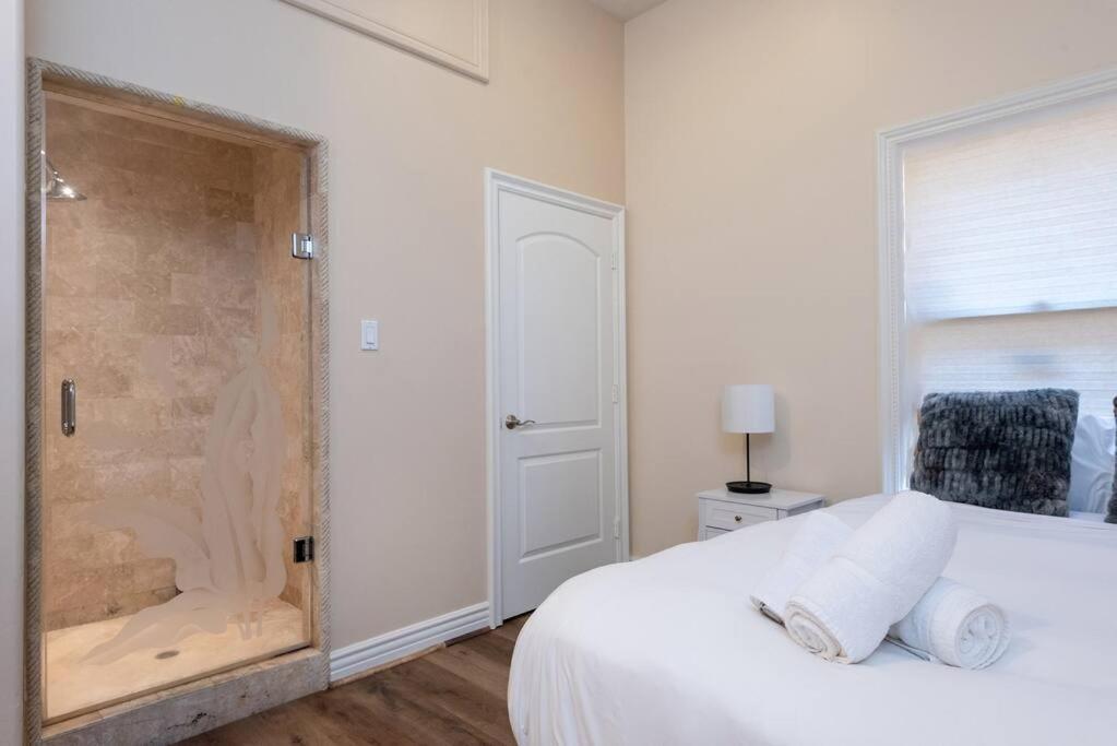 Apartment Lavish 2-bedroom In La! Los Angeles