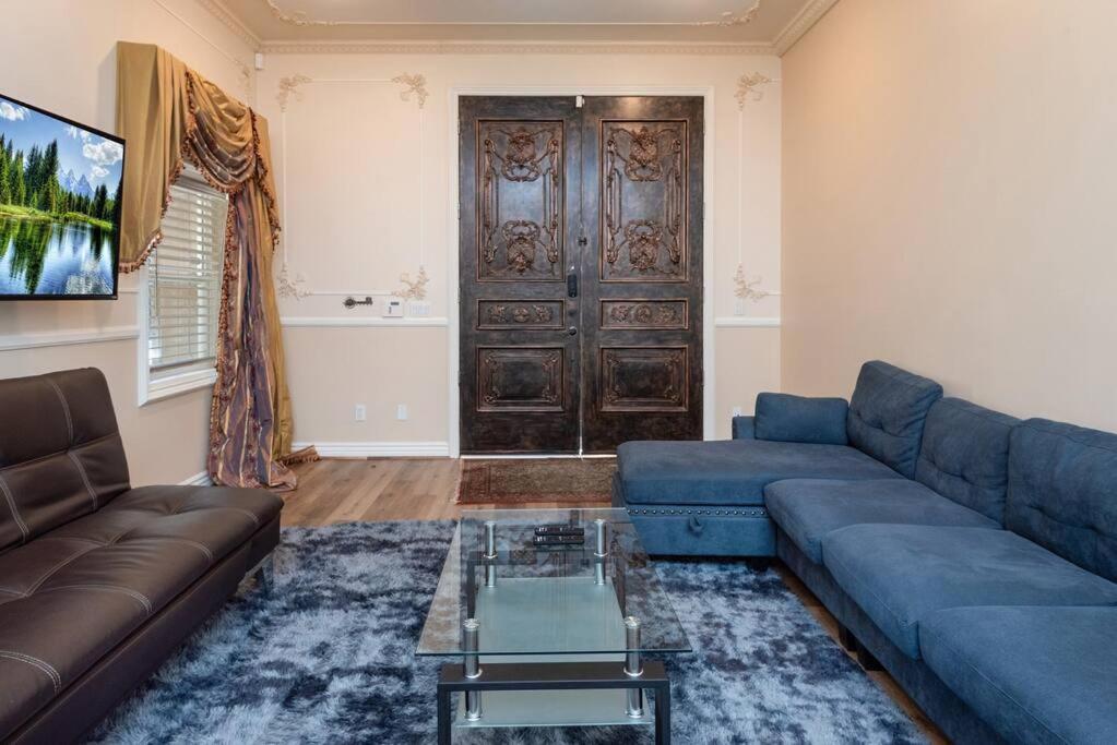Apartment Lavish 2-bedroom In La! Los Angeles