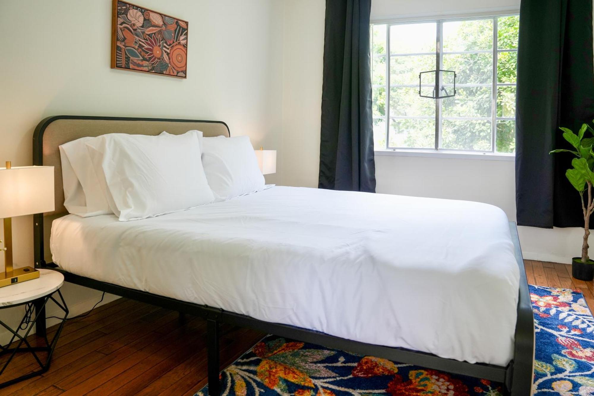 Holiday home Angeles Townhouse Close To Lacma Los Angeles