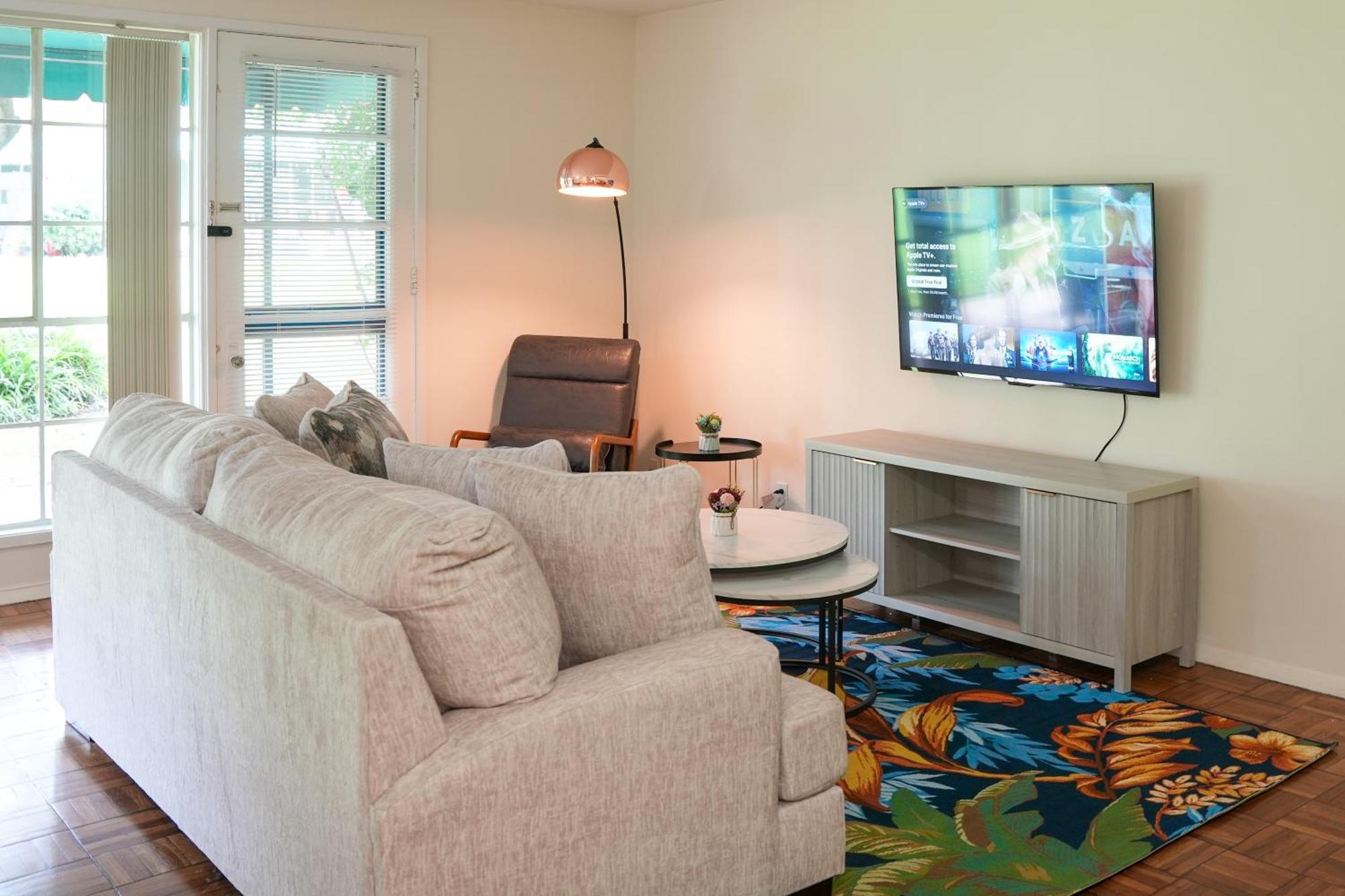 Holiday home Angeles Townhouse Close To Lacma Los Angeles