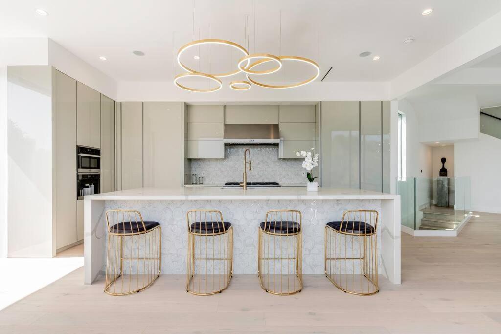 Apartment Luxurious In Bh Pool, Spa, Theater, Views *