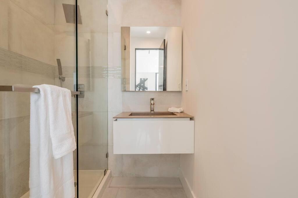 Luxurious In Bh Pool, Spa, Theater, Views * Los Angeles