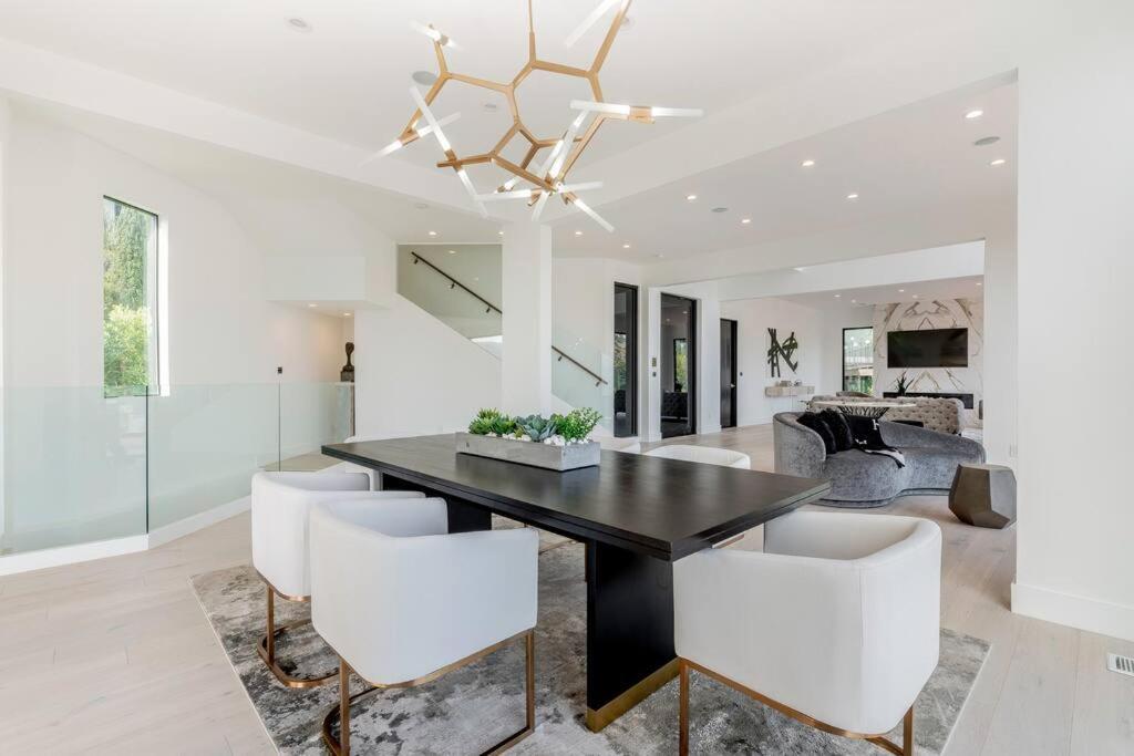 Apartment Luxurious In Bh Pool, Spa, Theater, Views *