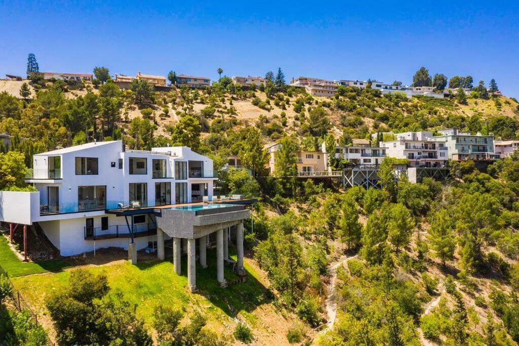 Apartment Luxurious In Bh Pool, Spa, Theater, Views *