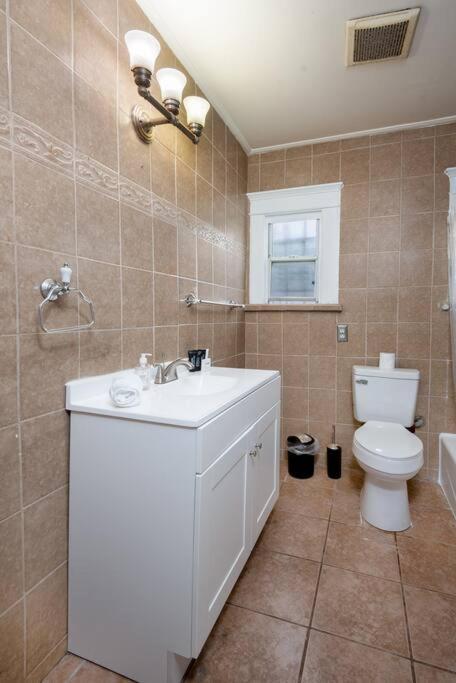 Apartment Exposition Park Sleeps 4 Los Angeles