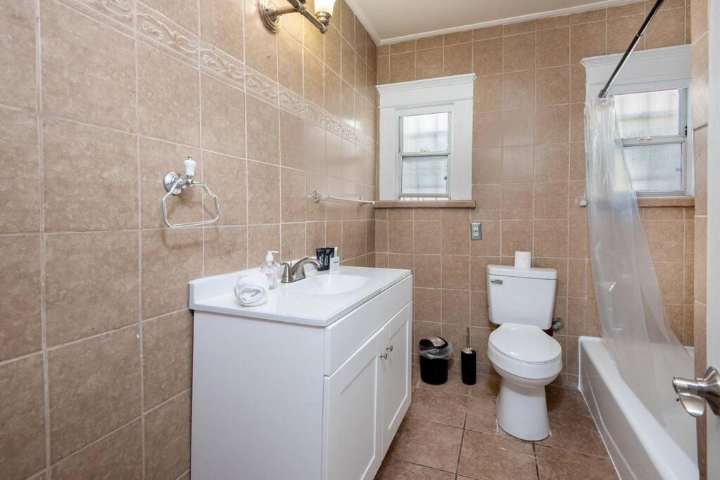 Apartment Exposition Park Sleeps 4