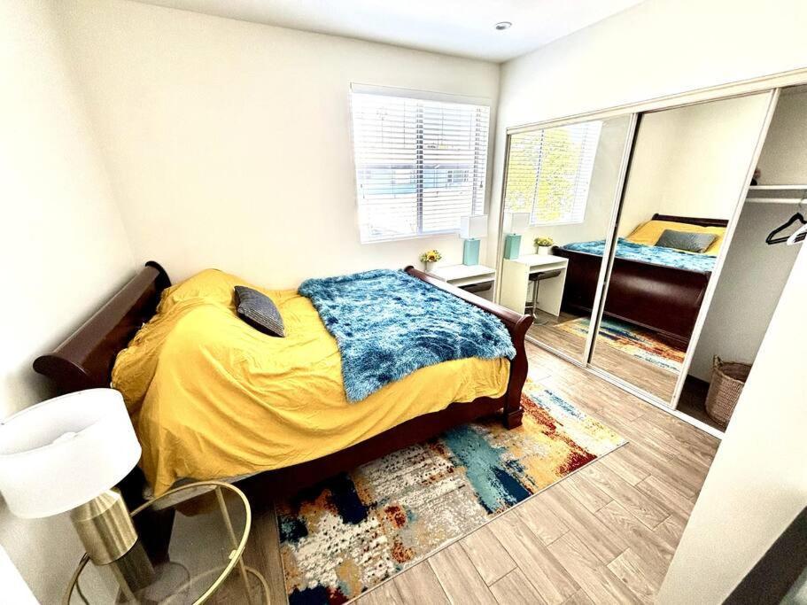 Apartment Birdwatcher's Quiet Perch 3bd 2ba W Parking Los Angeles