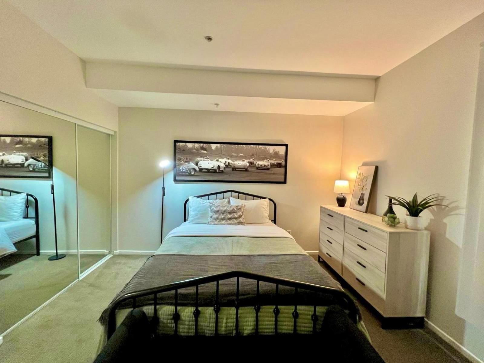 Shared House Hollywood Hideaway Heart Of Fame Los Angeles