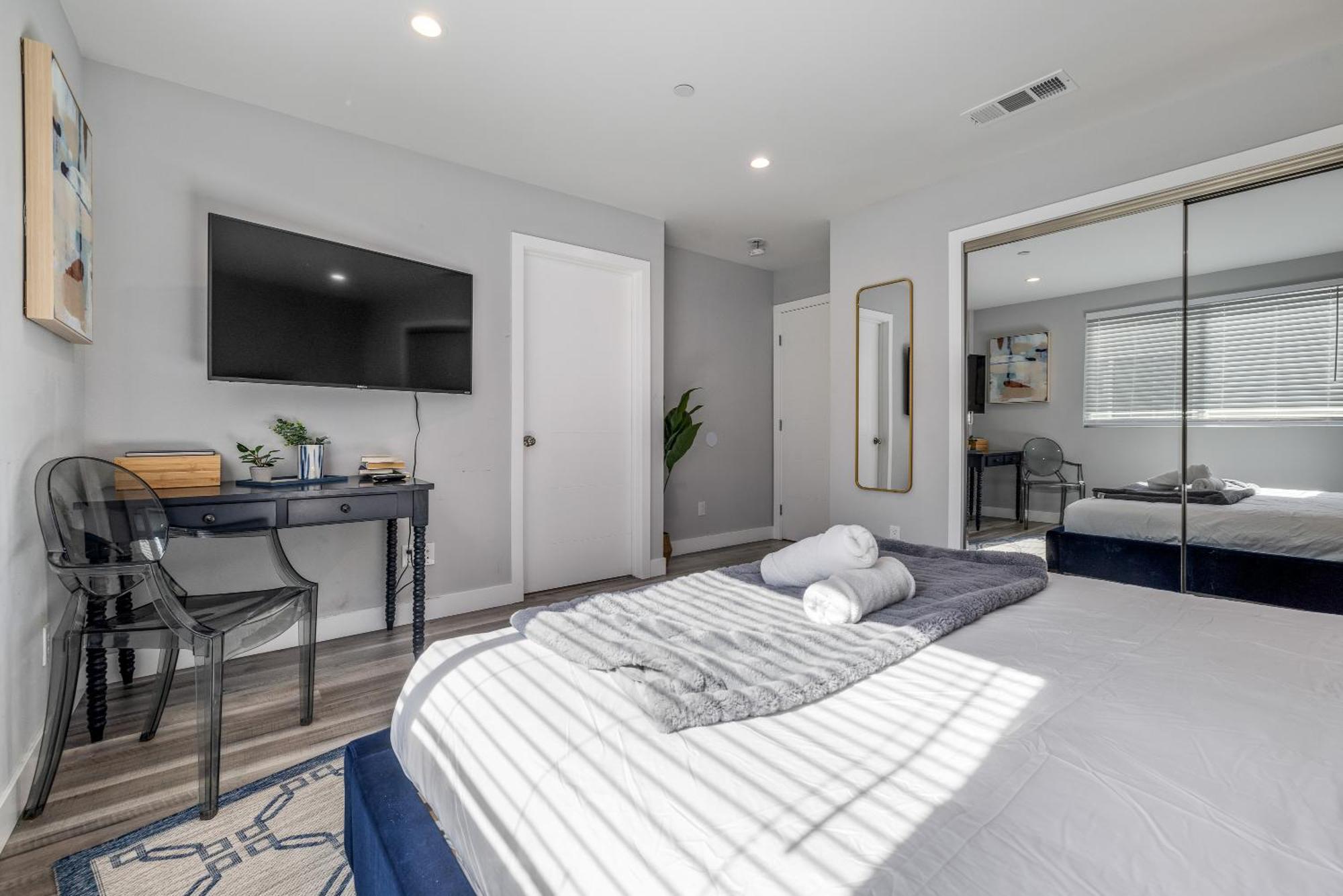 Luxury Living Steps Away From Downtown La * Los Angeles