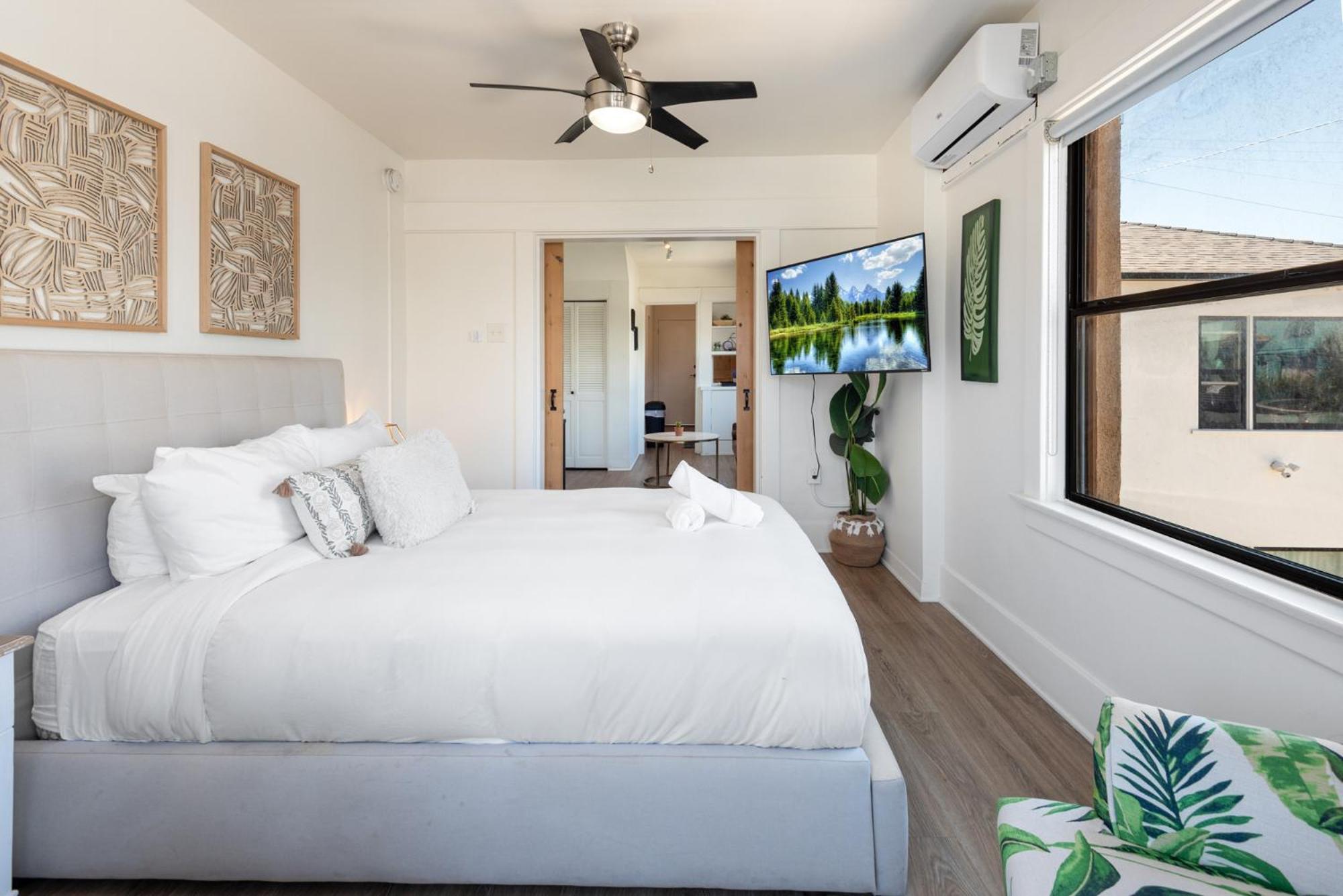 Chic 1br In Lively Venice Area Apartment