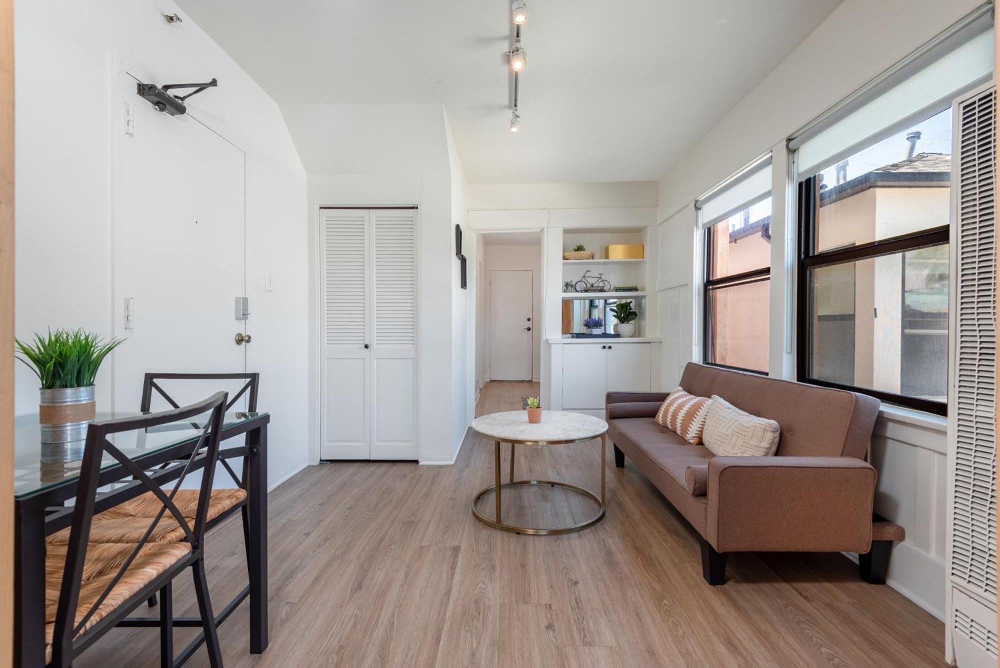 Chic 1br In Lively Venice Area