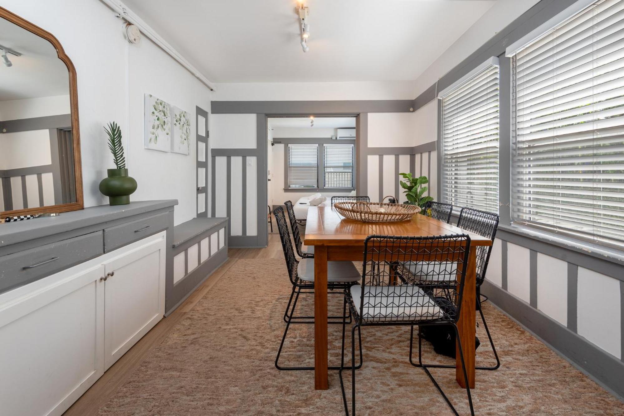 Surfside 2br With Queen Beds In Venice Los Angeles