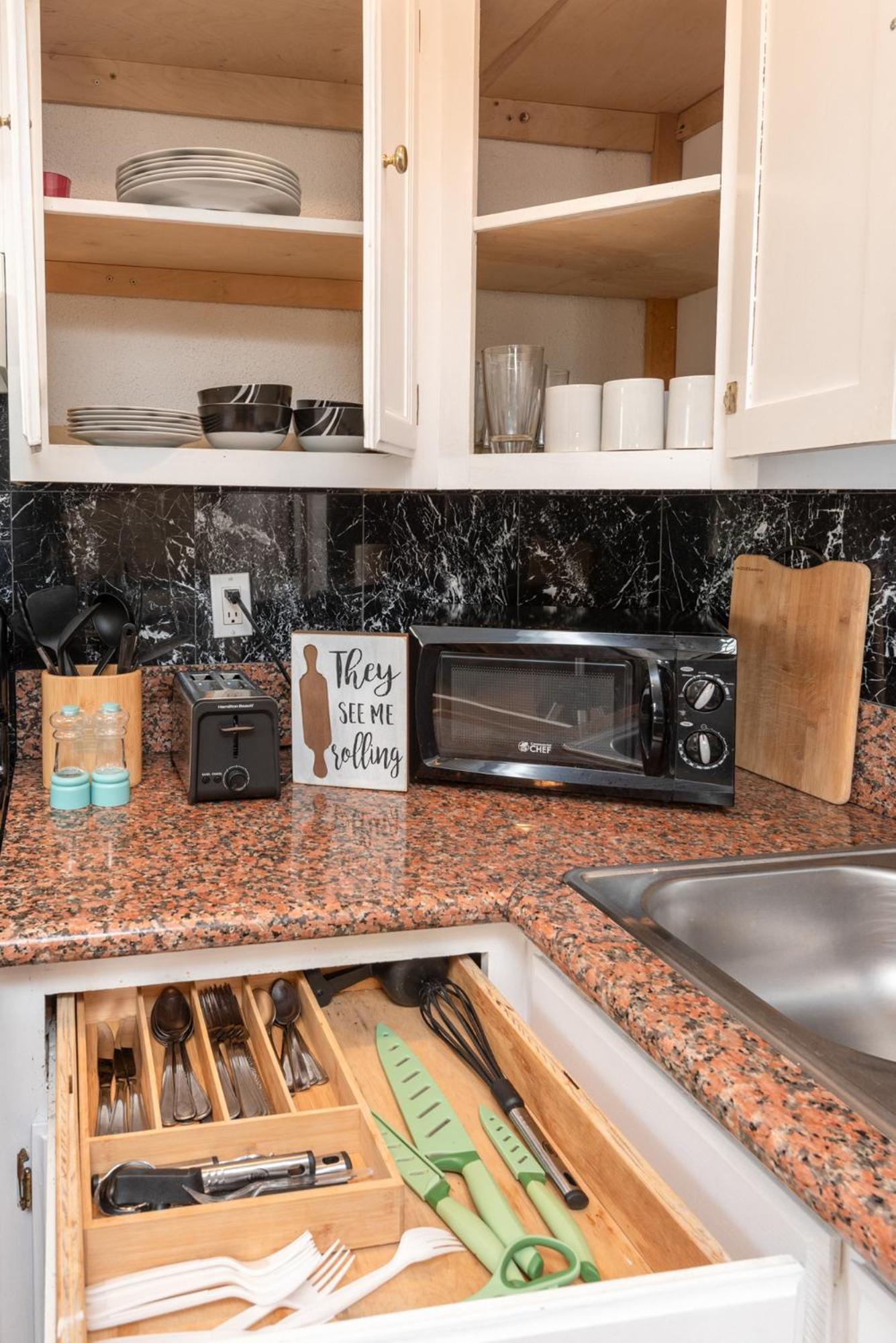 Apartment Unparalleled Luxury 2br In Prime La Location