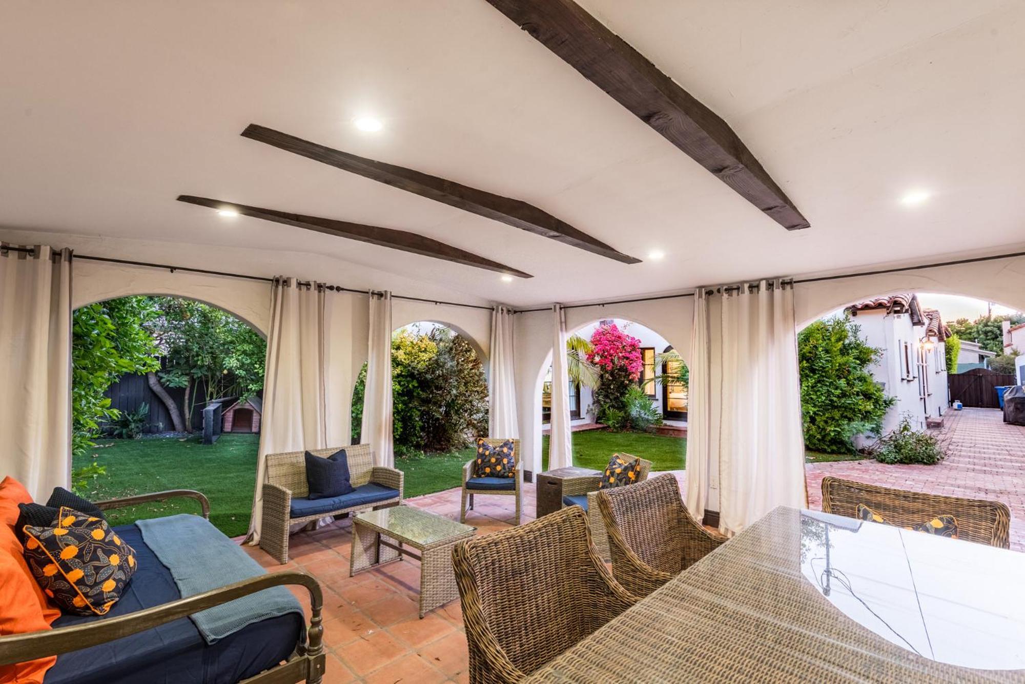 Lux Spanish Style Mansion 4bd Ba,dog House *