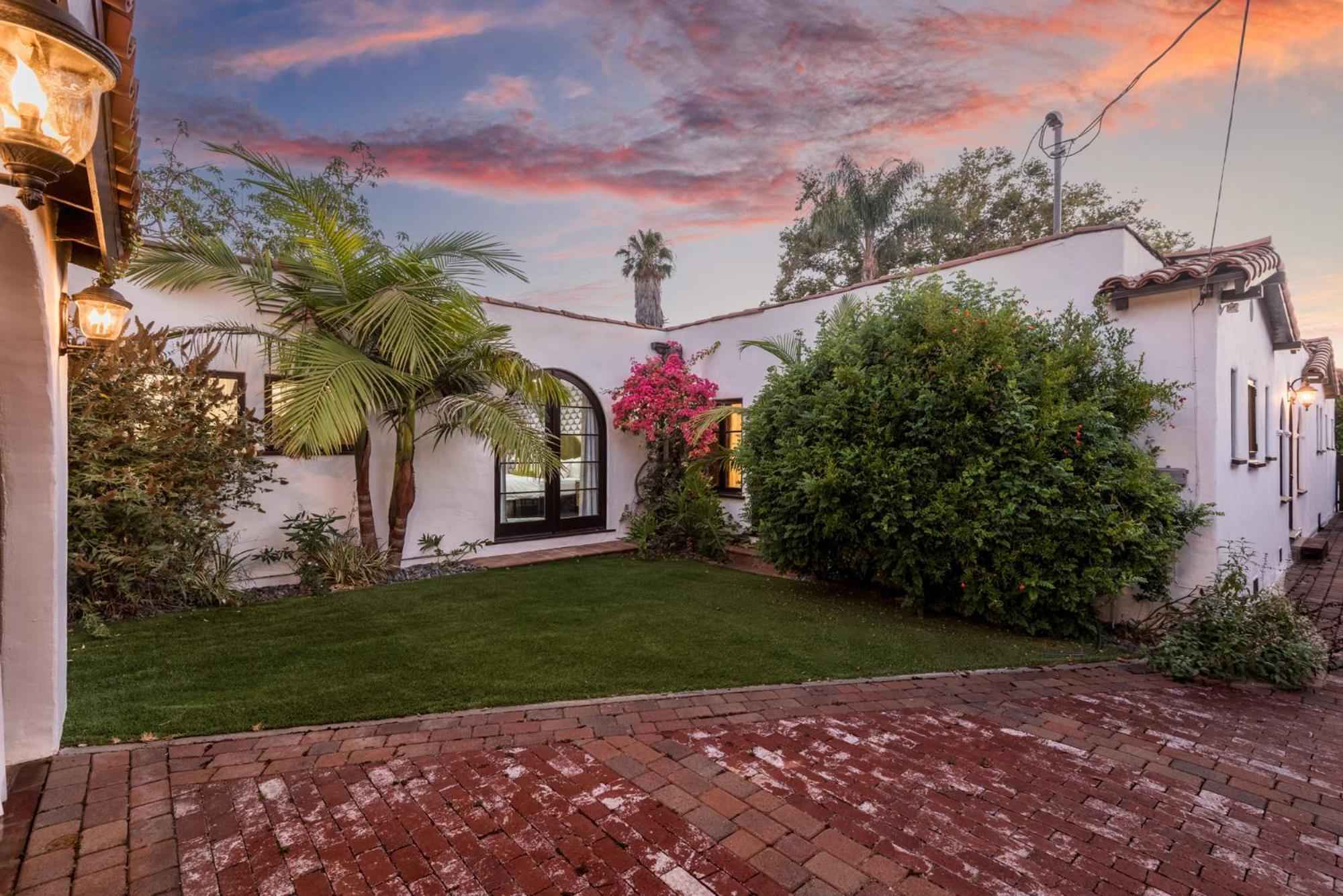 Lux Spanish Style Mansion 4bd Ba,dog House Apartment Los Angeles