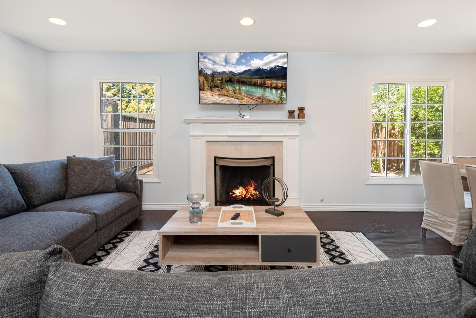 Apartment Luxe Spacious In Tarzana *