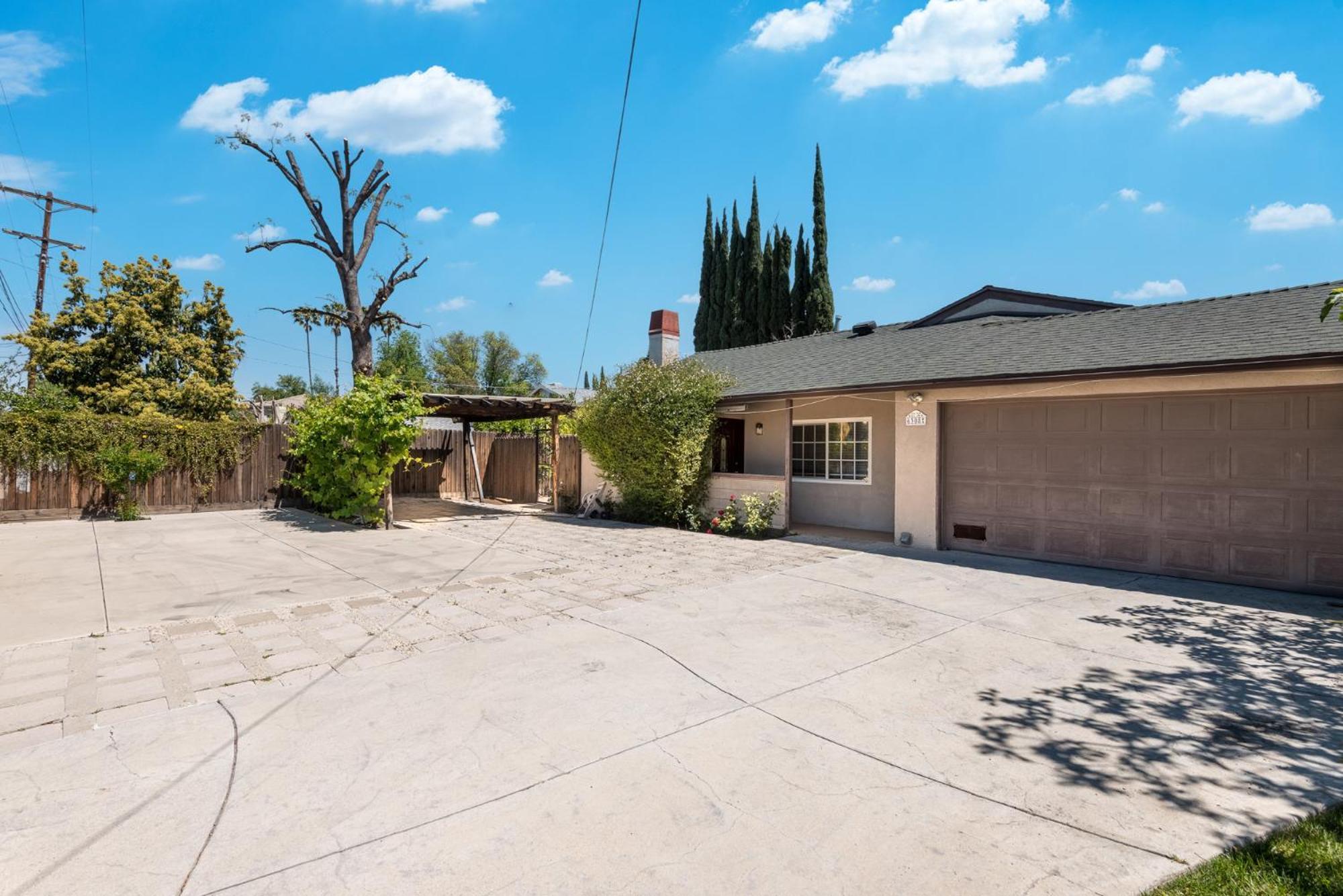Luxe Spacious In Tarzana Los Angeles