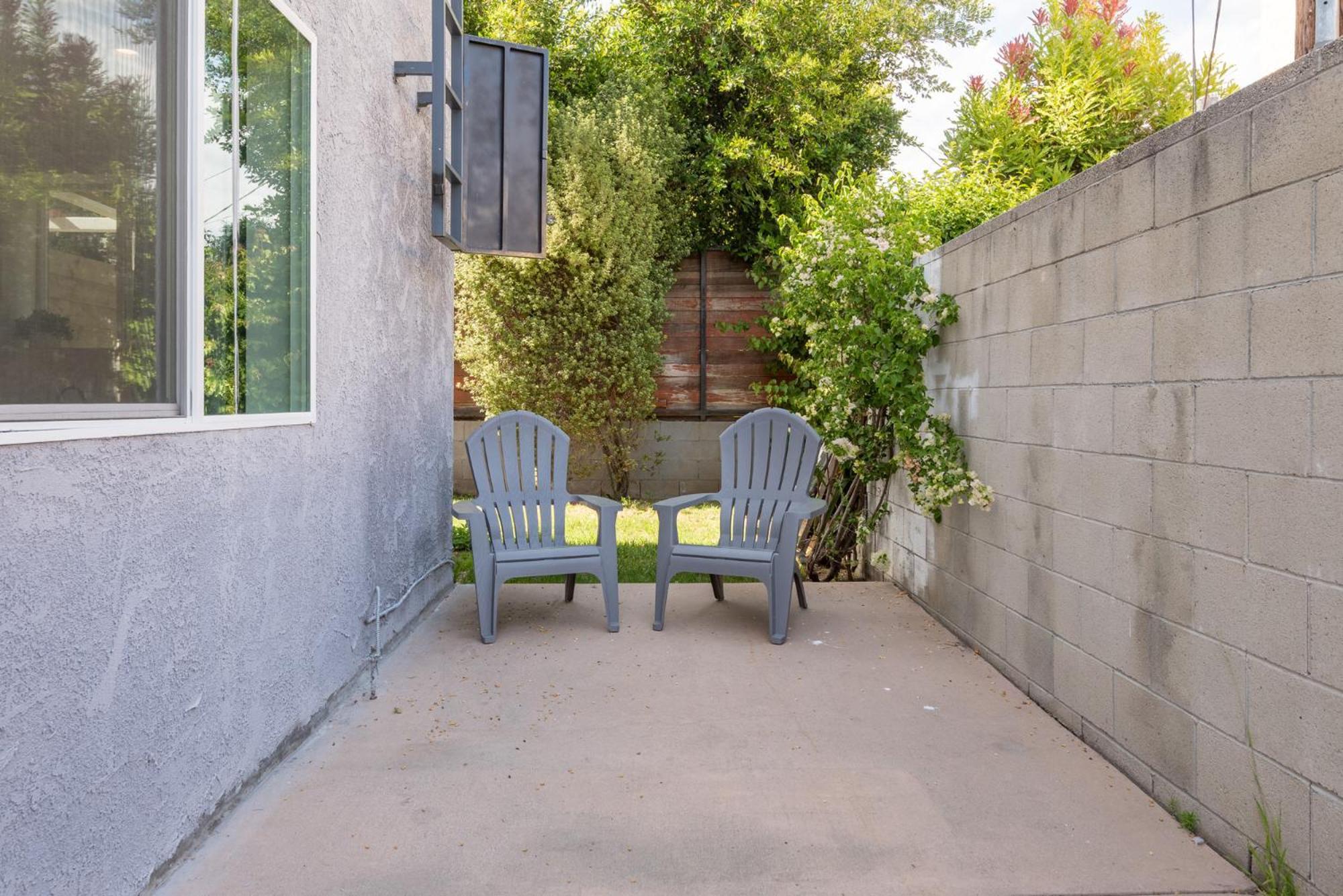 Apartment Modern And Spacious Near La Attractions Sleeps 10 *