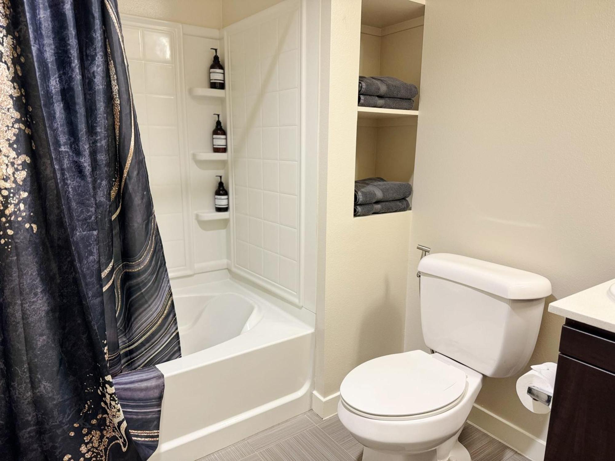 Apartment Designer In La-free Parking 10 Min To Cedars