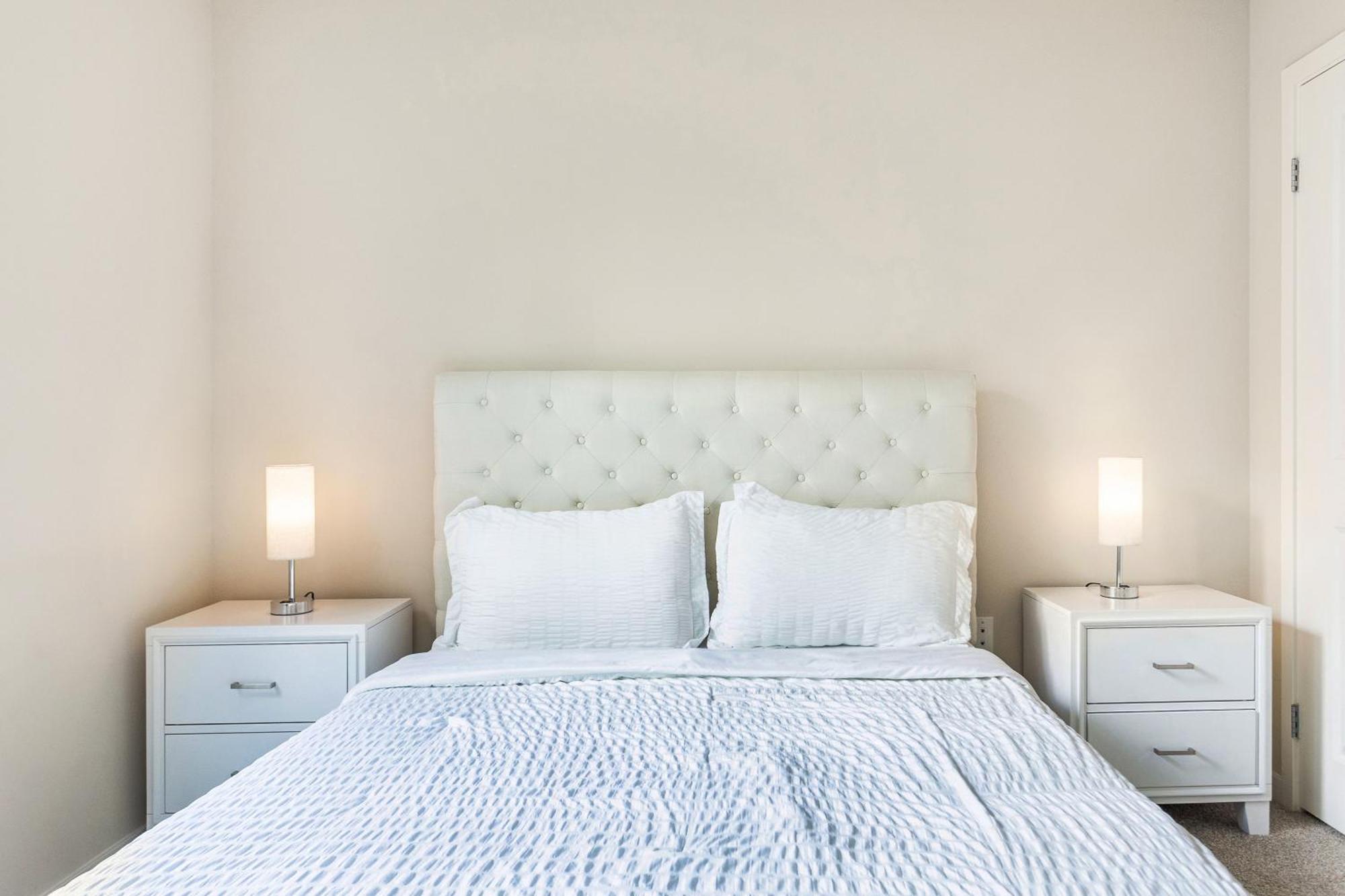 Luxury 2 Bedroom 2 Bathroom With Fitness Center And Pool Los Angeles
