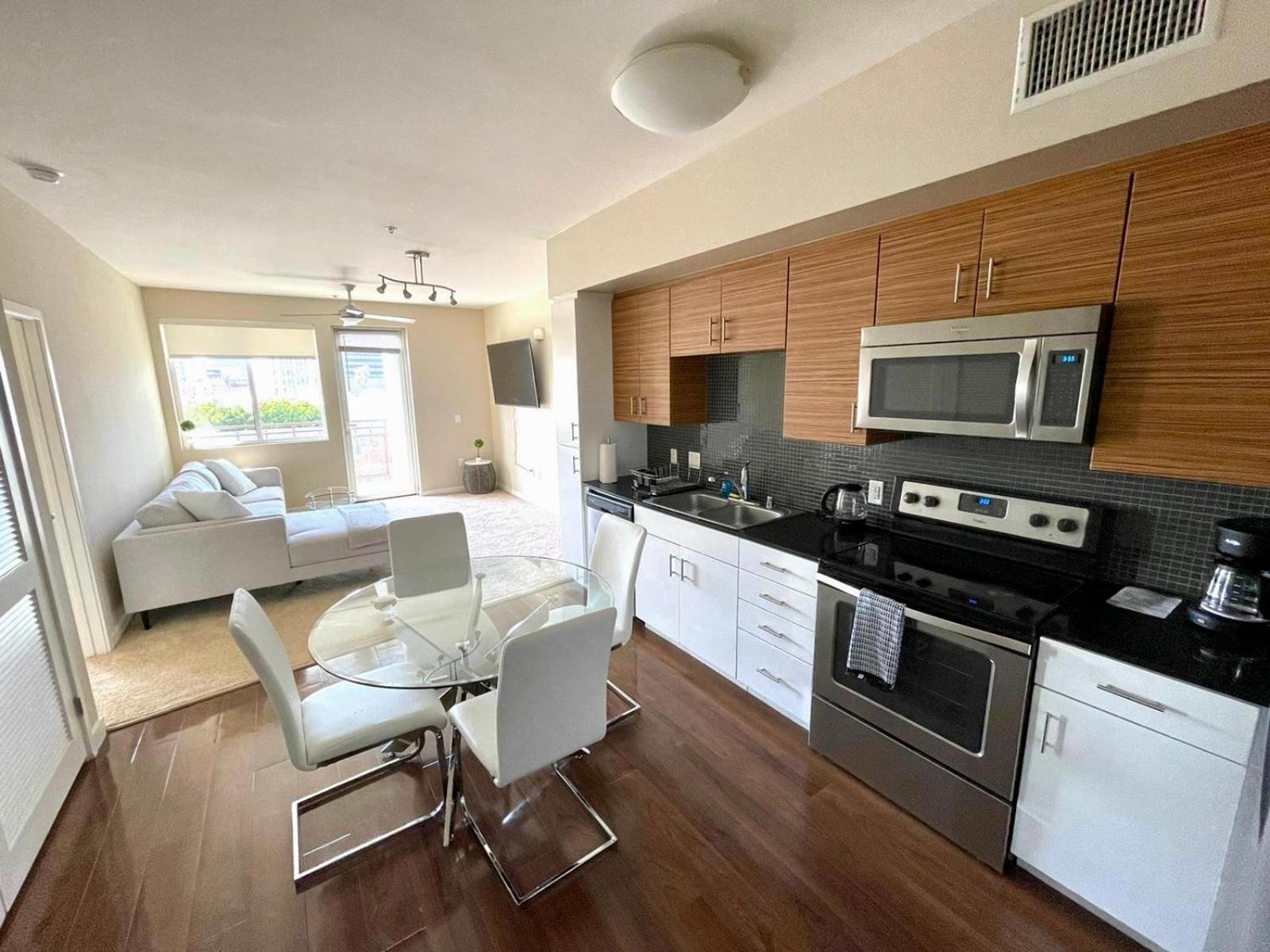 Aparthotel Luxury 2 Bedroom 2 Bathroom With Fitness Center And Pool