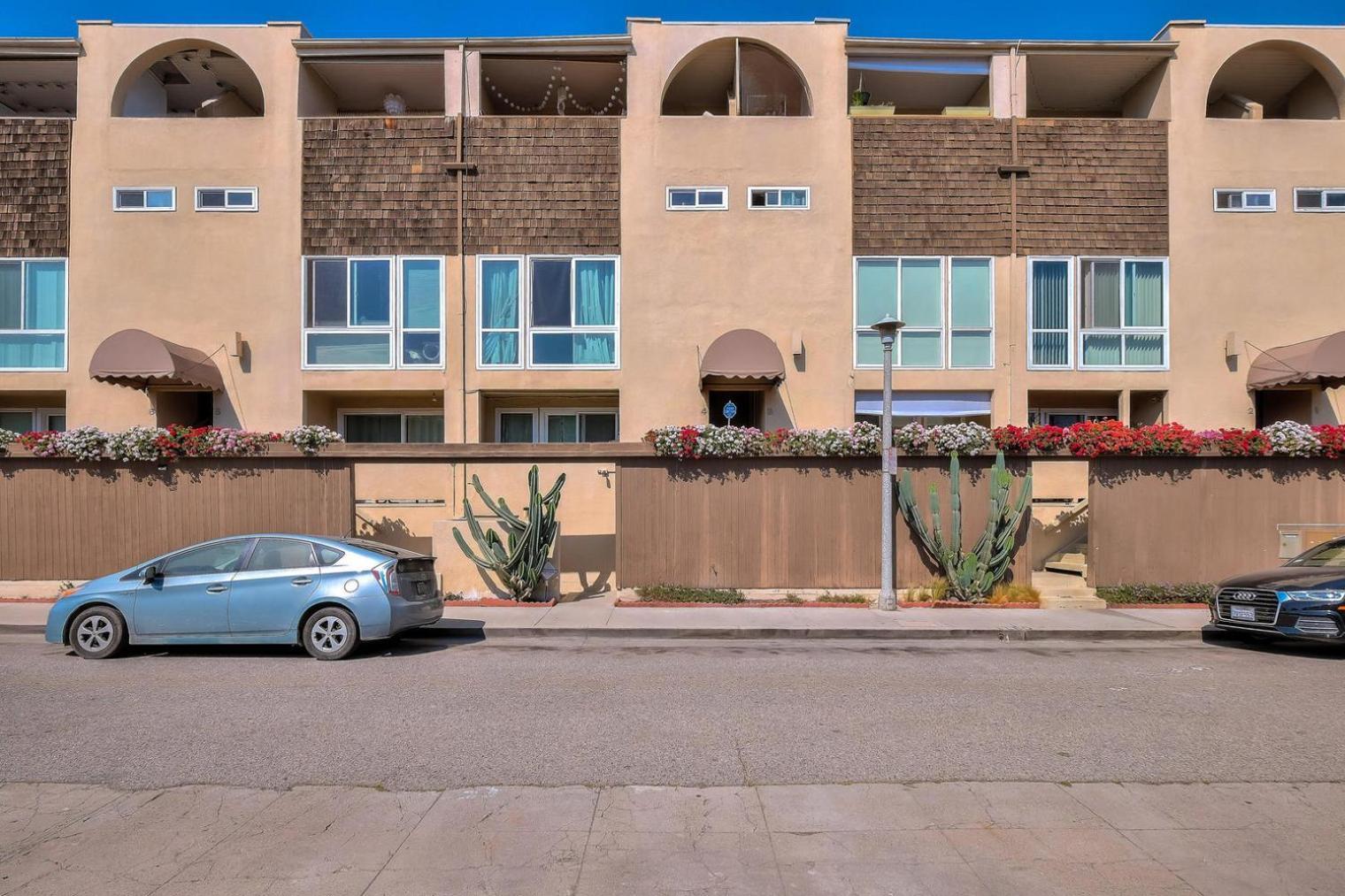 Marina Del Rey 3br Steps To Bars Dining Lax-1178 Holiday home