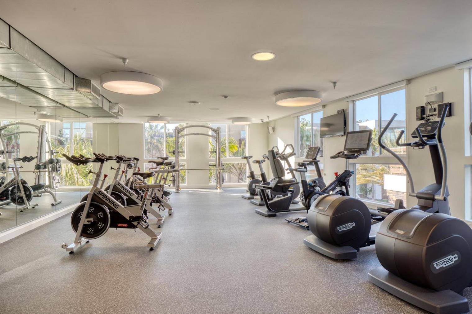 Apartment Playa Vista 1br W Pool Gym Lounge Wd Nr 405 Lax-1022 *