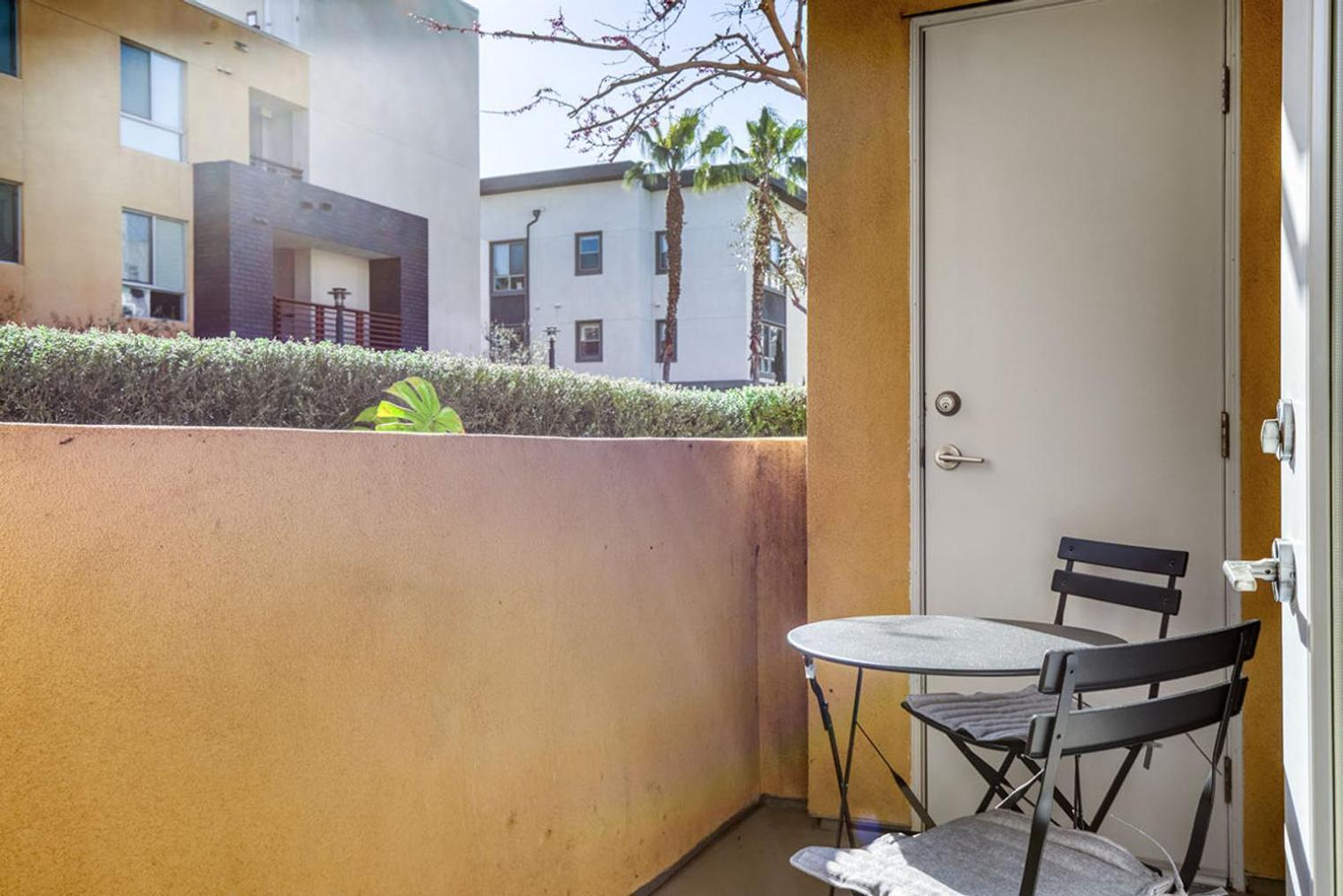 Playa Vista 1br W Pool Gym Lounge Wd Nr 405 Lax-1022 * Los Angeles
