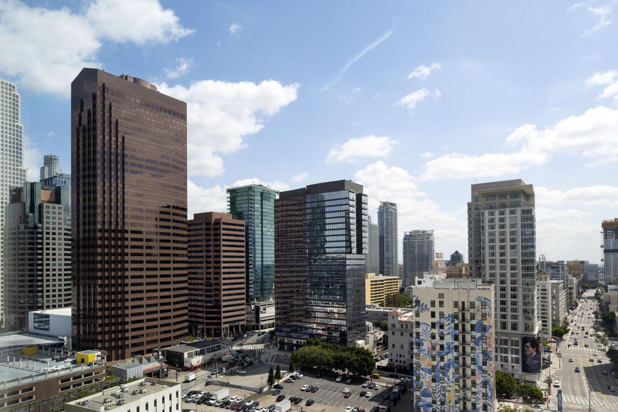 By Marriott Angeles L.a. Live Hotel Los Angeles