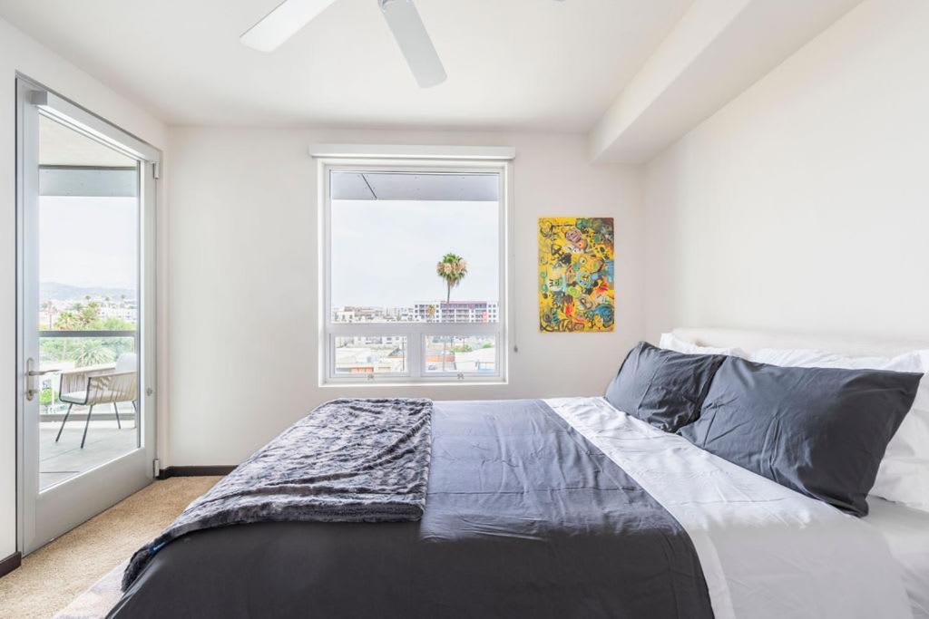 Apartment New 2bed Upscale *