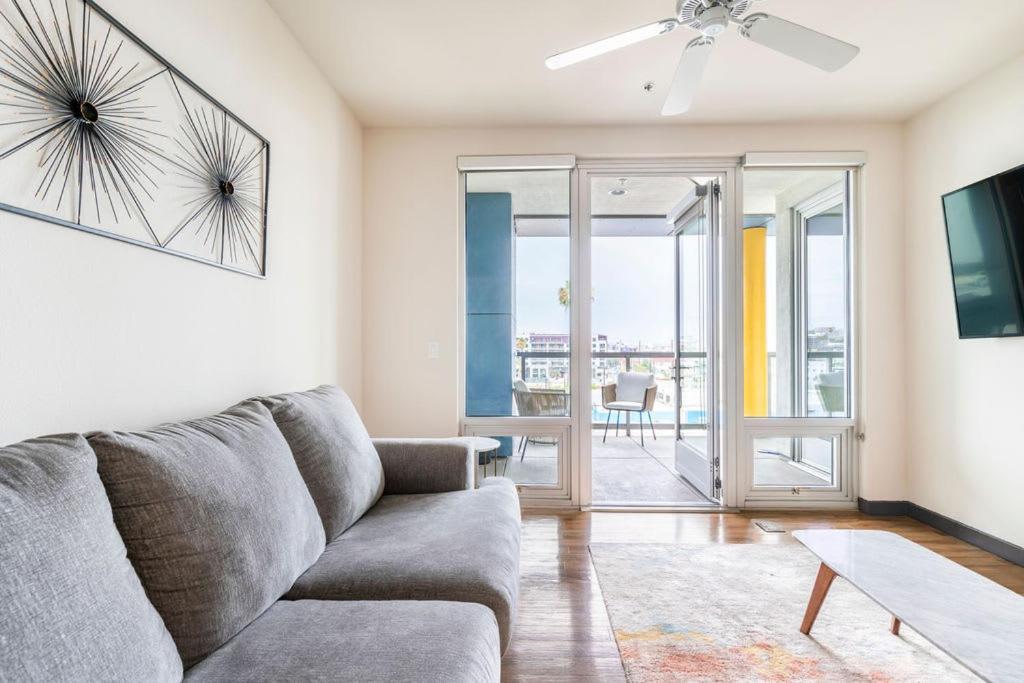 Apartment New 2bed Upscale