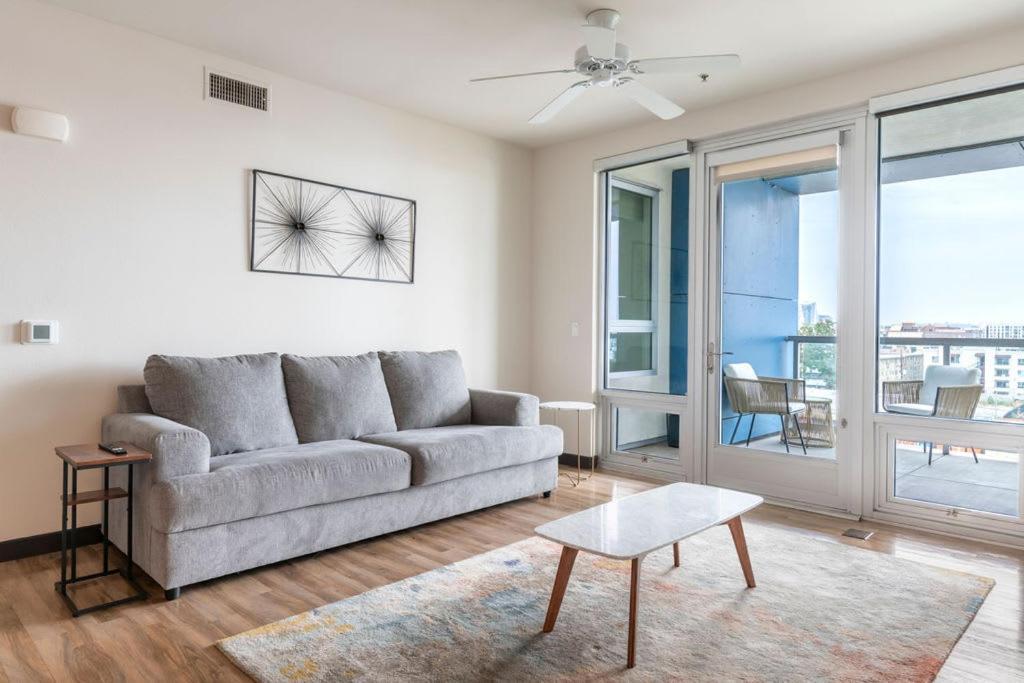 Apartment New 2bed Upscale *