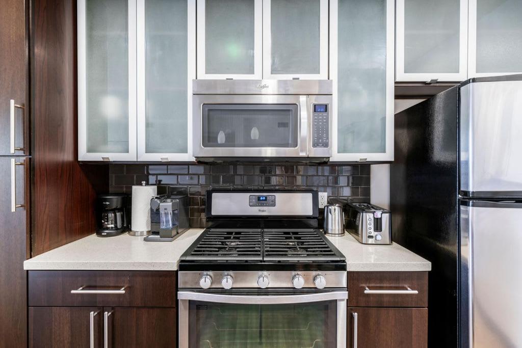 New 2bed Upscale *