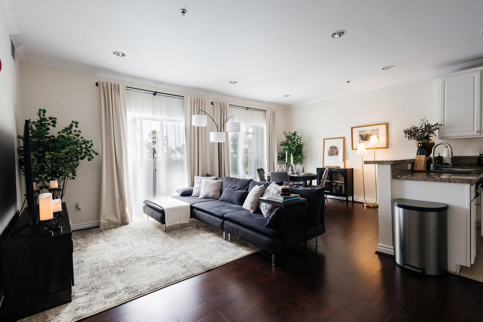 Lovely 1bd On Sunsetstrip Apartment *