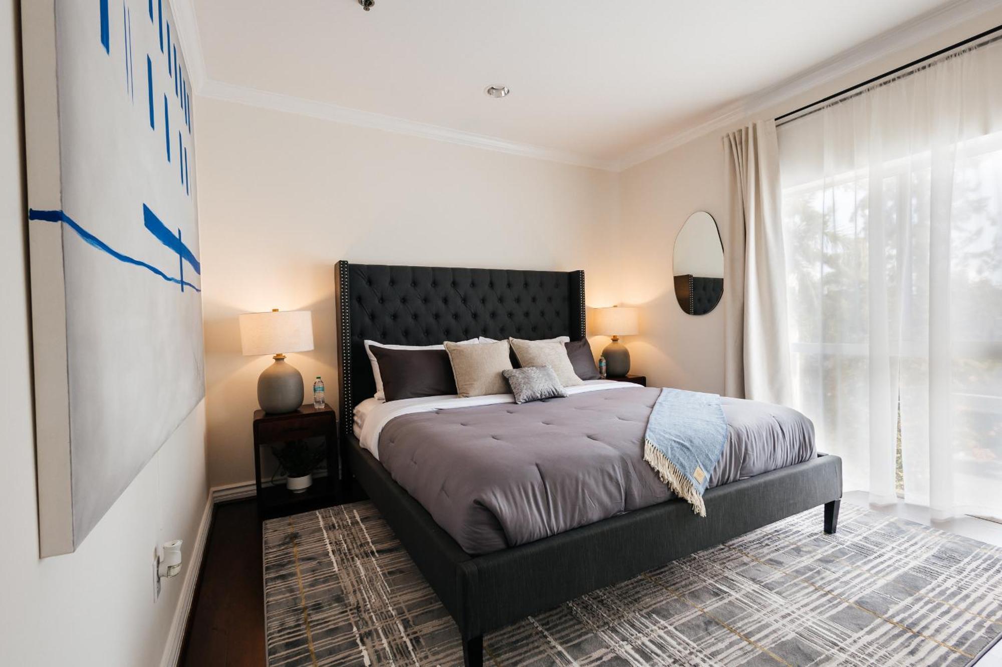 Lovely 1bd On Sunsetstrip Los Angeles