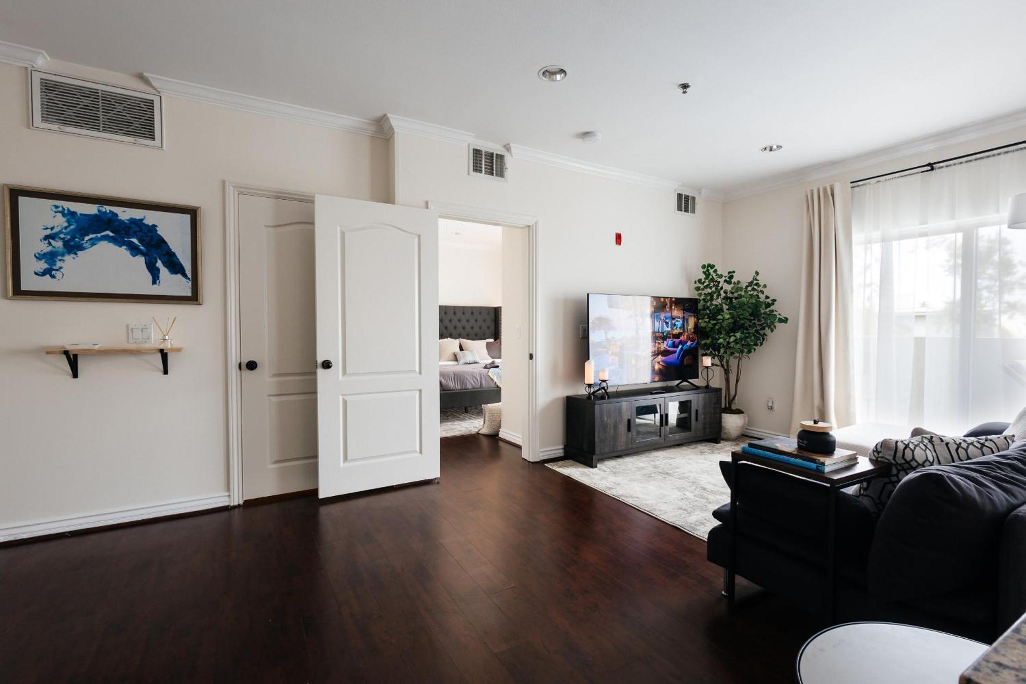 Lovely 1bd On Sunsetstrip Apartment Los Angeles