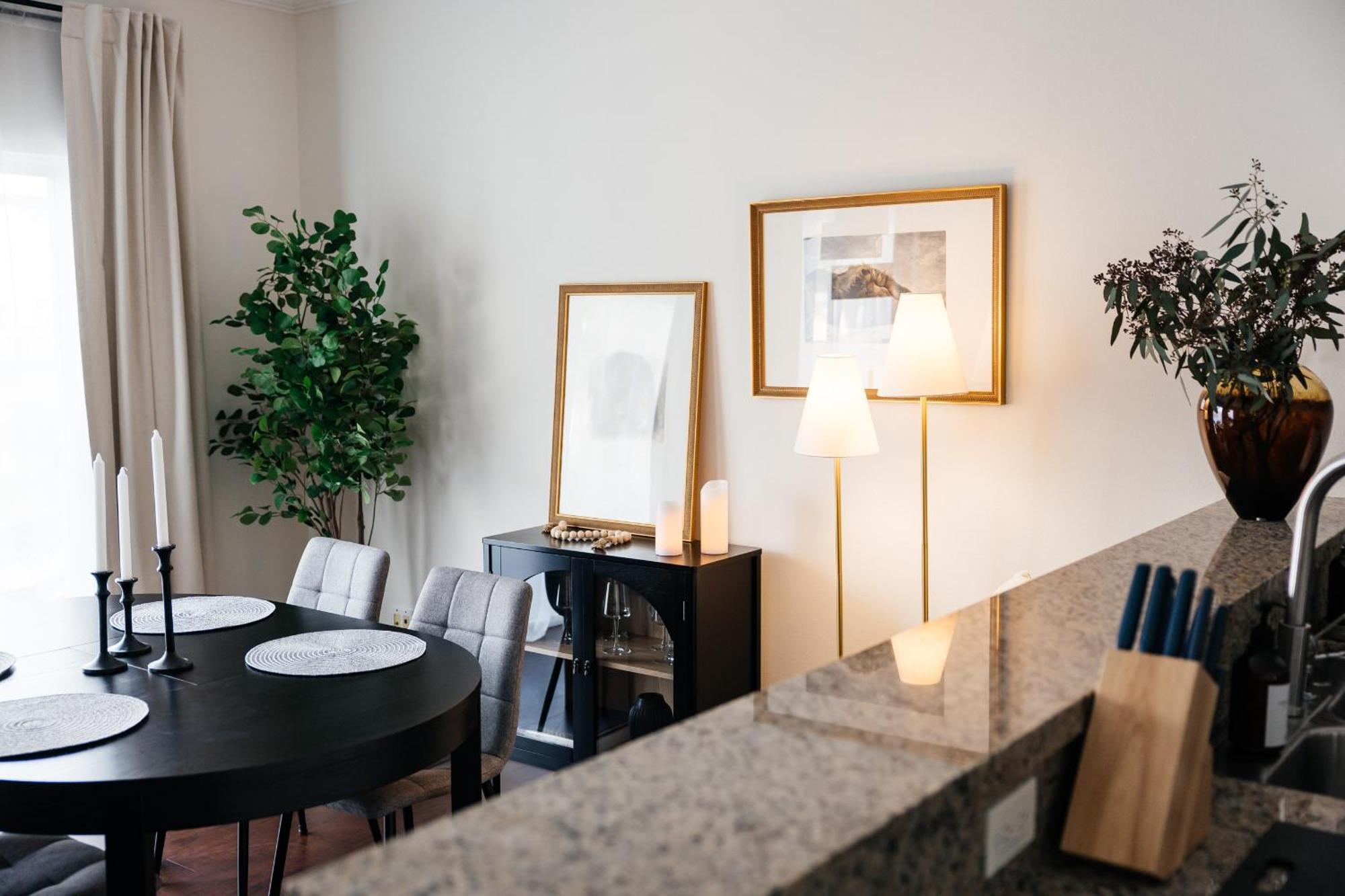 Lovely 1bd On Sunsetstrip Apartment Los Angeles