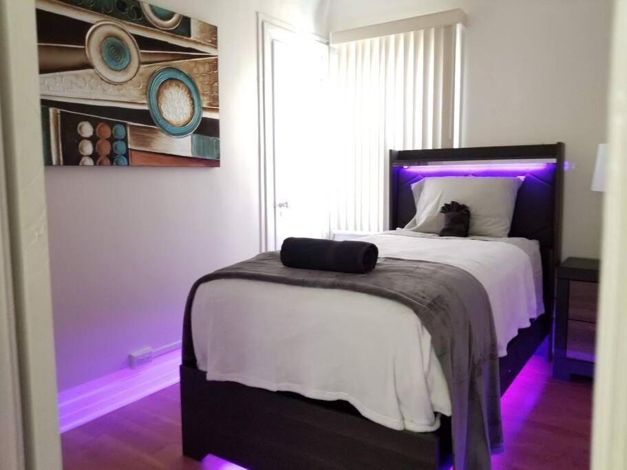 Luxury And Spacious 5 Bedroom Private House By Melrose Wifi Tv Backyard Free Parking Close To The Grove Hollywood Walk Of Fame