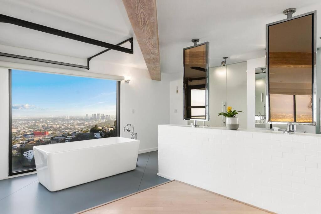 Villa Modern 3 Bd Sunset Strip Jetliner View Los Angeles