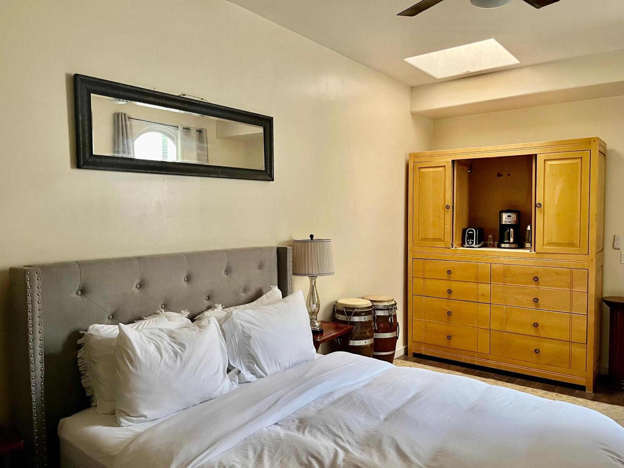 Hospedagem domiciliar Beverly Hills Spanish Los Angeles