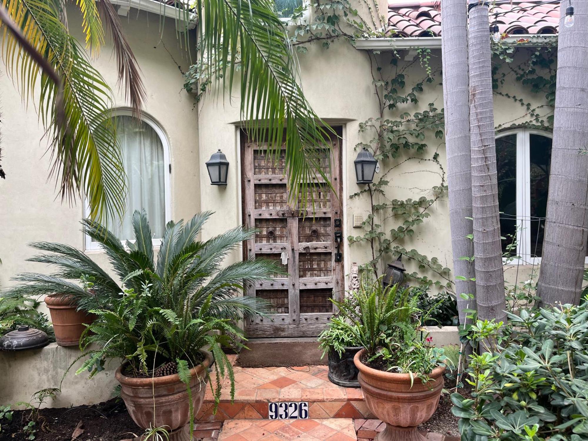Beverly Hills Spanish * Los Angeles