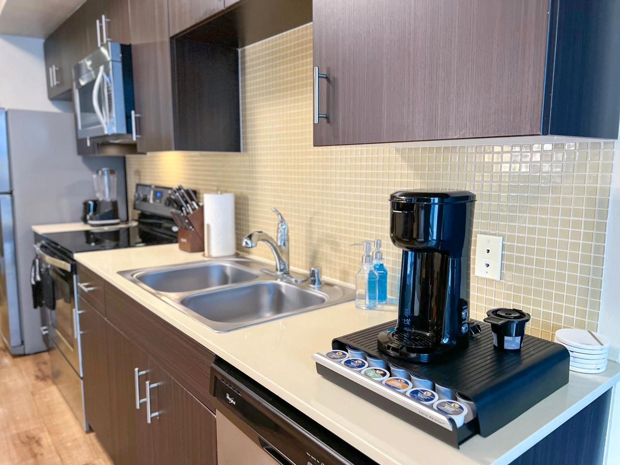 Apartment Modern Mid-century In La - Free Parking - Pool *