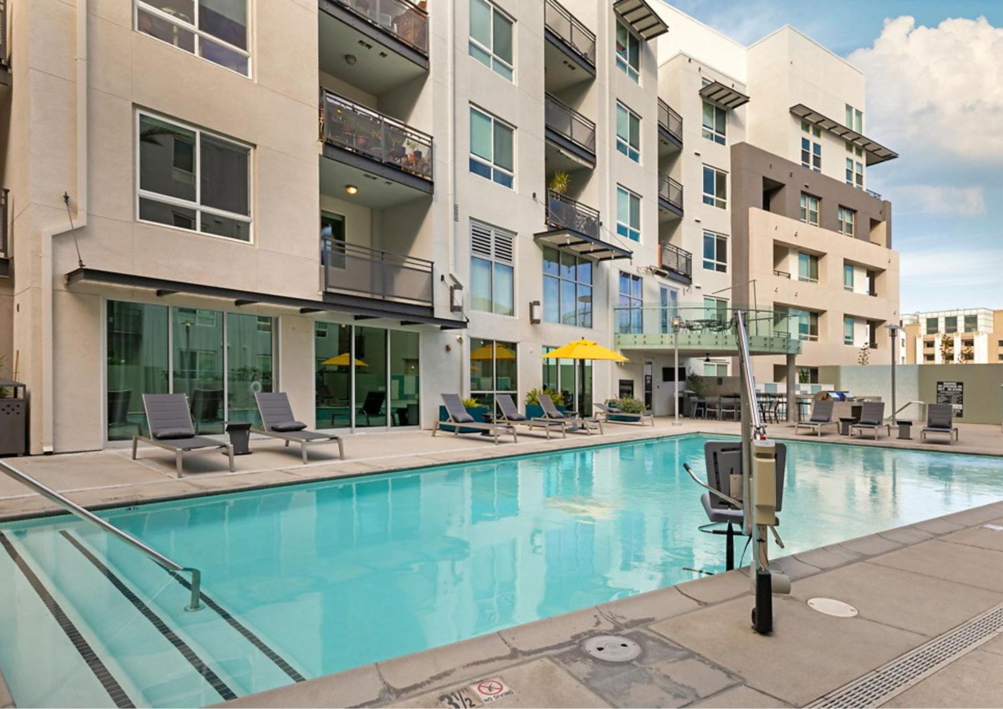 Apartment New La With Free Parking 10 Min To Cedars Los Angeles