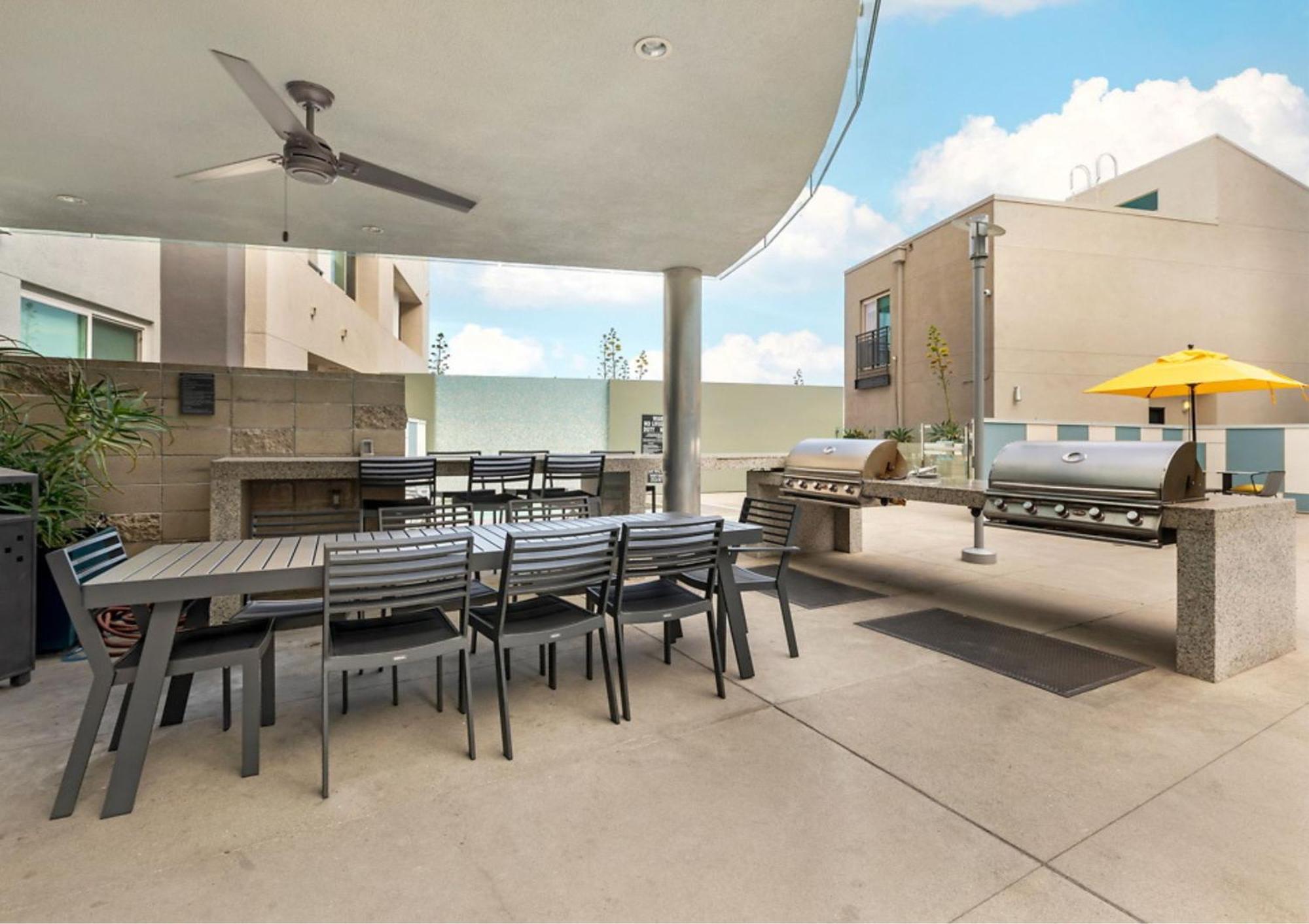 New La With Free Parking 10 Min To Cedars Apartment