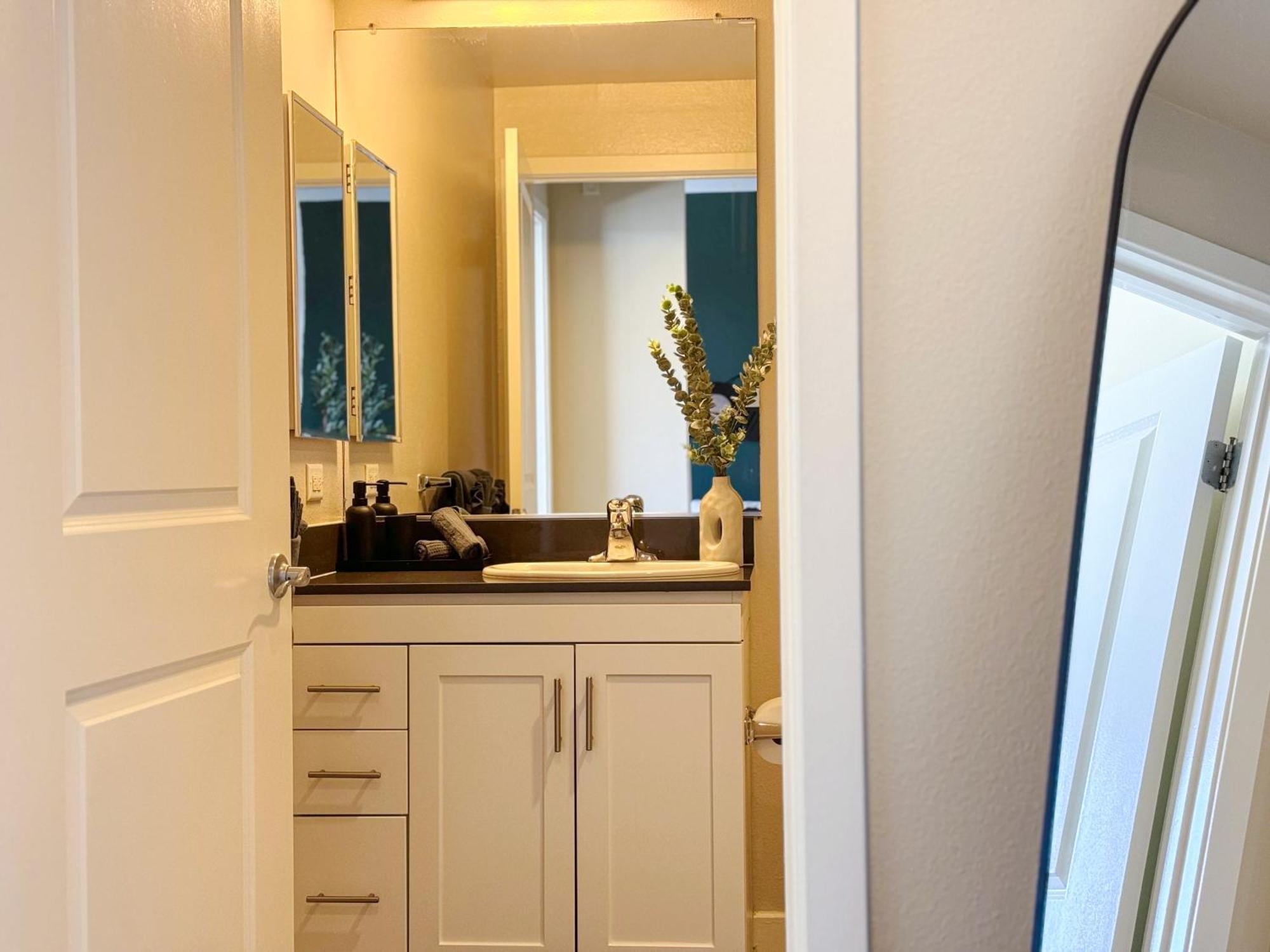 New La With Free Parking 10 Min To Cedars Los Angeles
