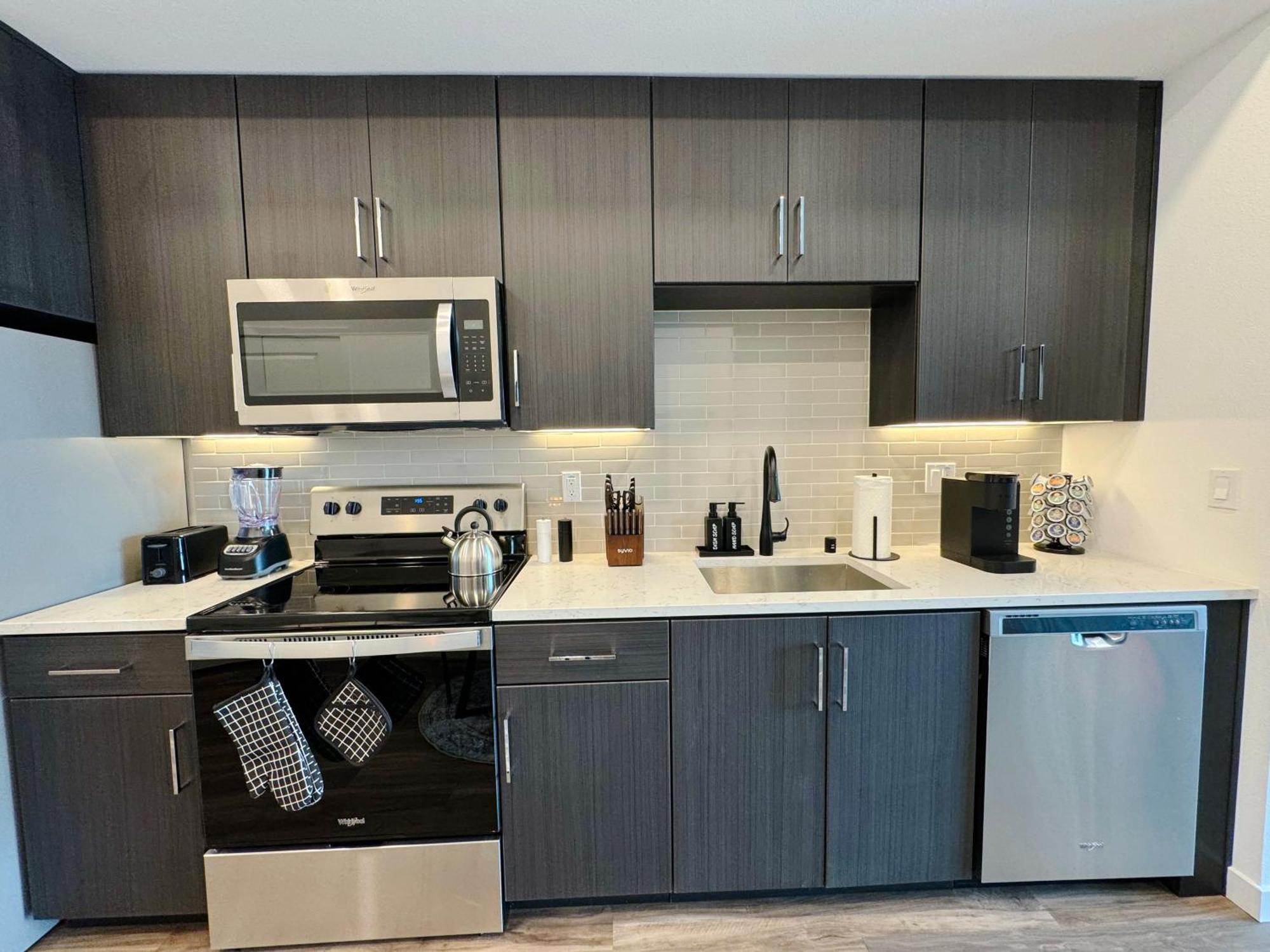 Cosmopolitan Hollywood Dtla View Parking Apartment *