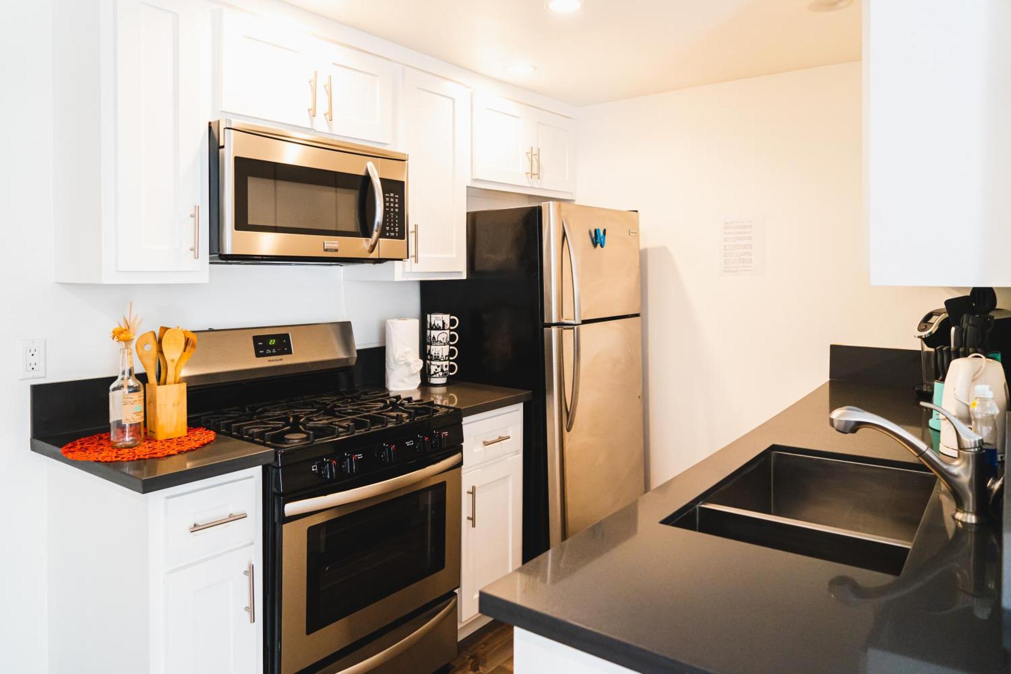 Apartment Cozy Modern 1-bedroom In Koreatown, Near Hollywood Attractions