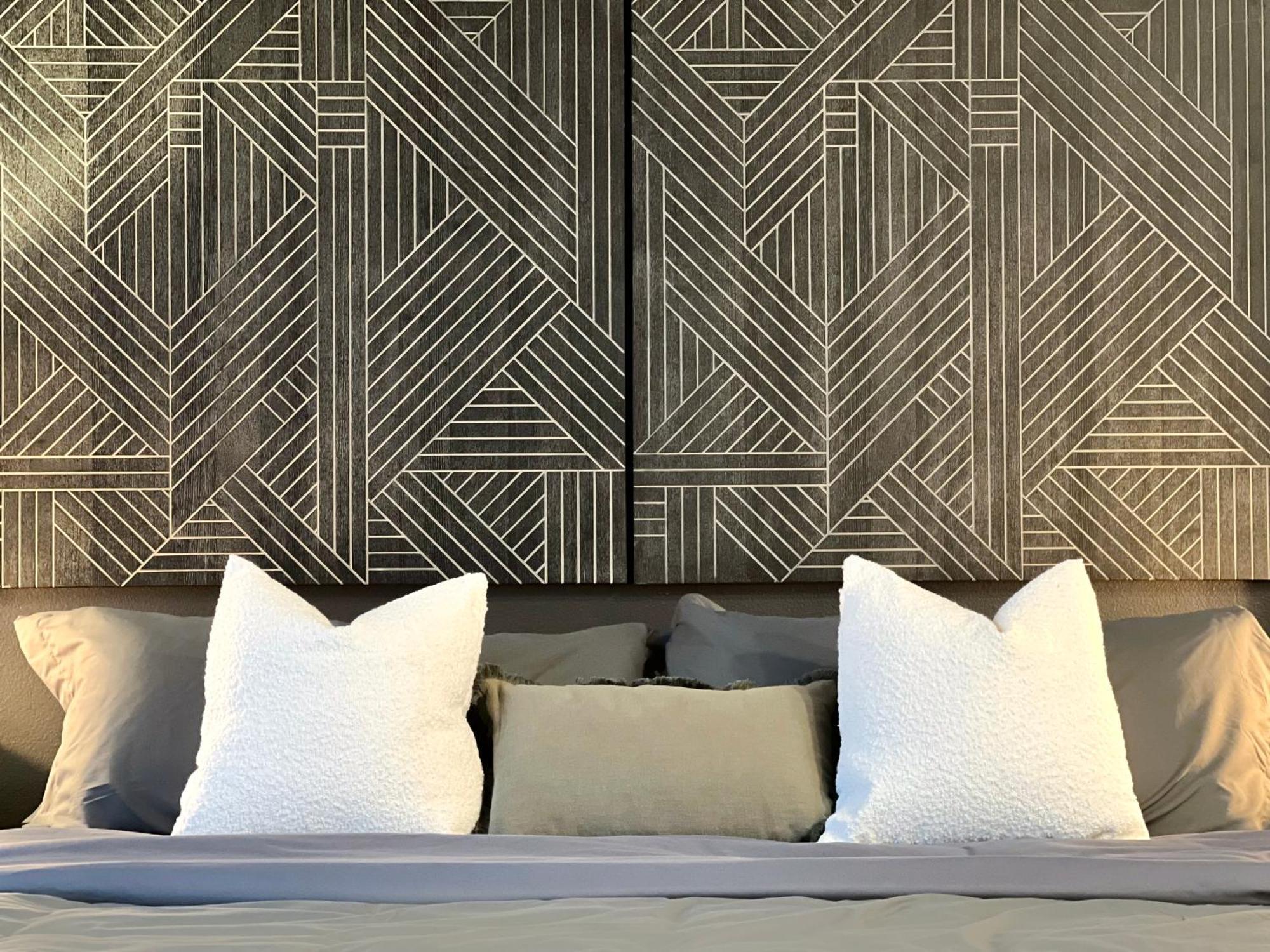 Modern Cosmopolitan In Hollywood-free Parking Apartment Los Angeles