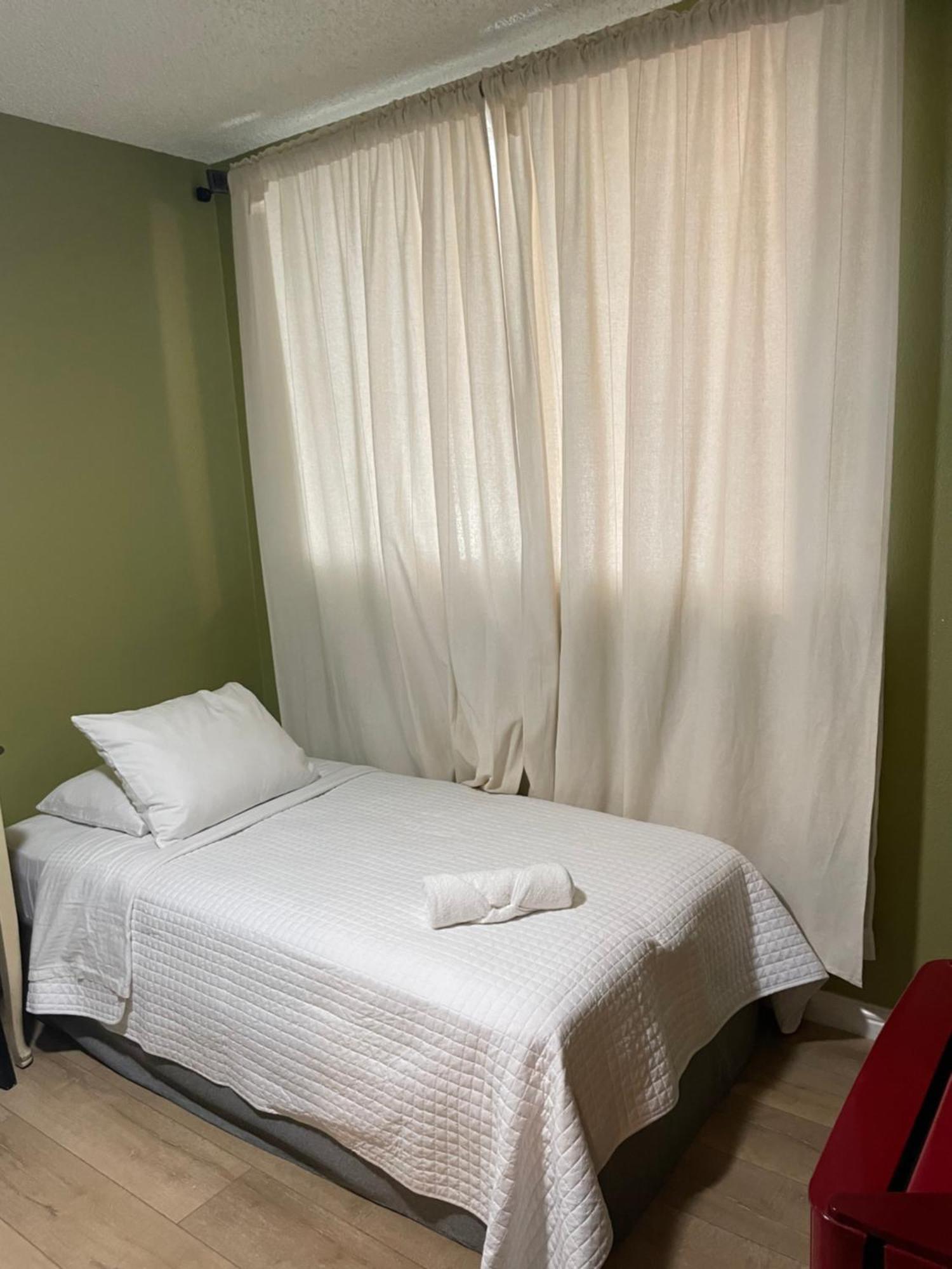 Homestay Small Private In With Free Strong Wifi!!! *